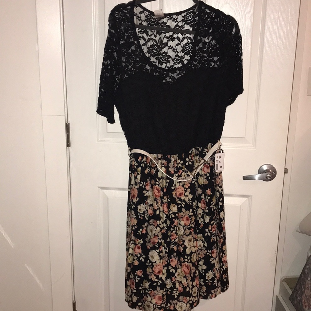 Plus Soze floral dress g stage 3X XXXL